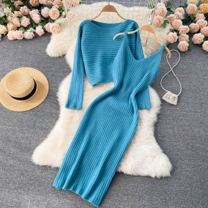 Hong Kong style retro chic short knitted sweater top with camisole, V-neck temperament, hip hugging dress, two piece set for layering