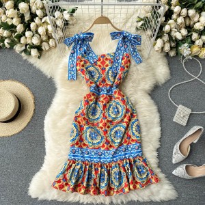 Palace style dress for women in summer 2022, retro printed small dress, high-end dress for socialites, camisole dress, trendy