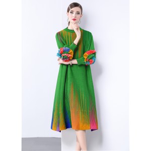 Factory direct sales of Miyake pleated heavy industry plate flower pleated printed dress 9863 short style