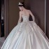 Satin Wedding Dress 2024 New Bridal Small Main Yarn French Retro strapless High End White Outing Yarn