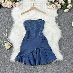 Pure desire spicy girl strapless dress, women's inner and outer wear, summer 2022 new slim fit denim A-line short skirt