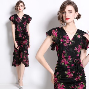 Real shot spot 2024 summer lotus leaf edge waist cinching slimming temperament lady dress, suitable for parties and daily wear