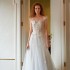 Forest style dreamy petal wedding dress 2024 new French princess simple and slimming, waist cinched, V-neck tied, light trailing