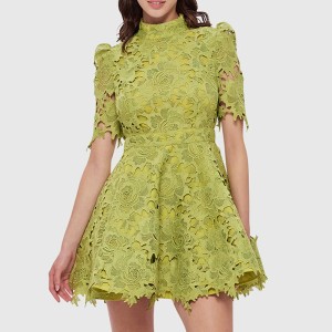 -Leisure commuting style, niche design sense, patchwork lace waist cinching, slimming solid color dress with belt