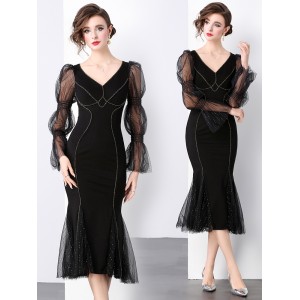 European station dress, autumn and winter women's clothing, high-end sense, Hepburn style slim fit, buttocks wrapped, fish tail beautiful small black dress