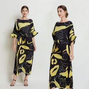 In stock - Miyake Fold Summer New Product Printed Waist Waist Dress Handmade Fold Temperament Skin Covering Long Dress