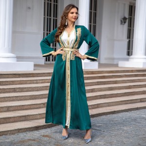 Middle East Cross border Arab Robe Muslim Light Luxury Embroidered Evening Dress Abaya Foreign Trade Women's Robe Wholesale