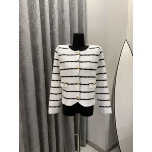 Triumphal Arch diamond studded striped fur coat for women in winter, niche design, versatile, slimming, socialite temperament, knitted cardigan