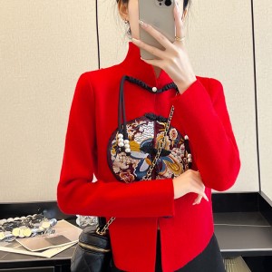 Real time shooting of plus size women's clothing with a new Chinese style temperament, small fragrance style, Chinese retro style, embroidered flowers, high-end splicing, long sleeved short jacket