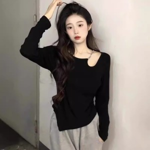 Sexy spicy girl long sleeved T-shirt top women's clothing 2024 early spring new summer design feeling slim fit and slimming trend Instagram