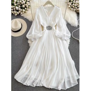 Seaside vacation photoshoot lantern long sleeved V-neck cinched waist slimming A-line chiffon pleated dress elegant large swing long skirt