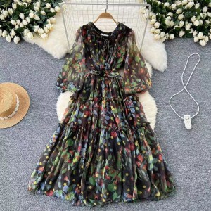 French light mature style dress for women, 2024 autumn new collection, slim waist, lantern sleeves, printed chiffon elegant long dress