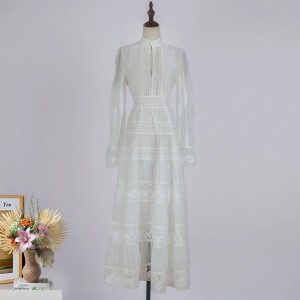 Real time spot light luxury niche white lace lace dress, long skirt, women's button down waist fashionable long skirt, women's clothing