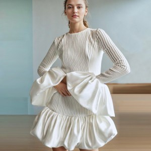 French long sleeved round neck dress for women in the spring of 2025, a high-end knitted dress with lotus leaf edges for socialites