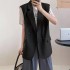 Black women's suit, small commuting vest jacket, women's 2024 Spring and Autumn new design, niche design, shoulder clip