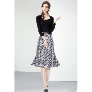 Real time spot fashion versatile black needle knitted sweater+houndstooth skirt set 9640