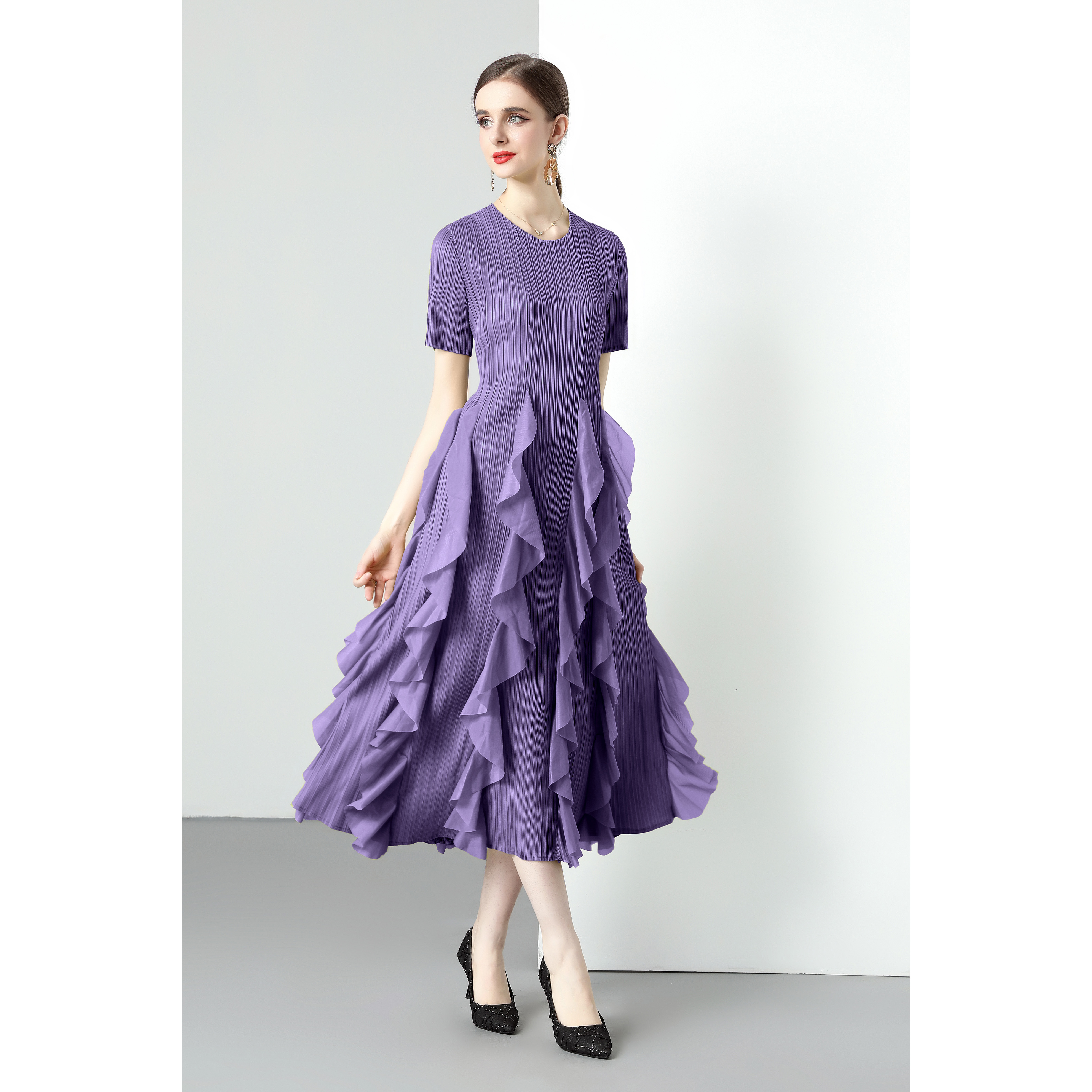 Miyake pleated 2024 design with ruffled edges, round neck, long sleeves, short sleeves, high waist style, slimming dress, foreign trade