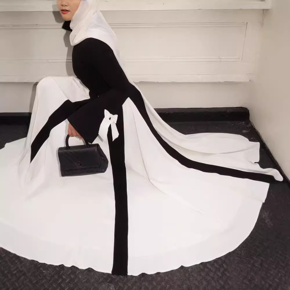 Middle East Arab Amazon Women's Wear 2024 Autumn New Fashionable and Elegant Black and White Splicing Large Pendulum Long Dress