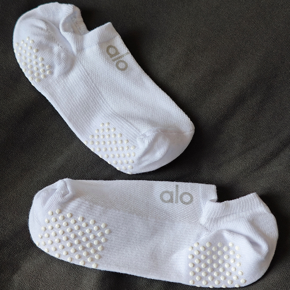 Aloyoga anti slip sports socks Pilates boat socks 2024 new yoga socks solid color socks sports boat socks