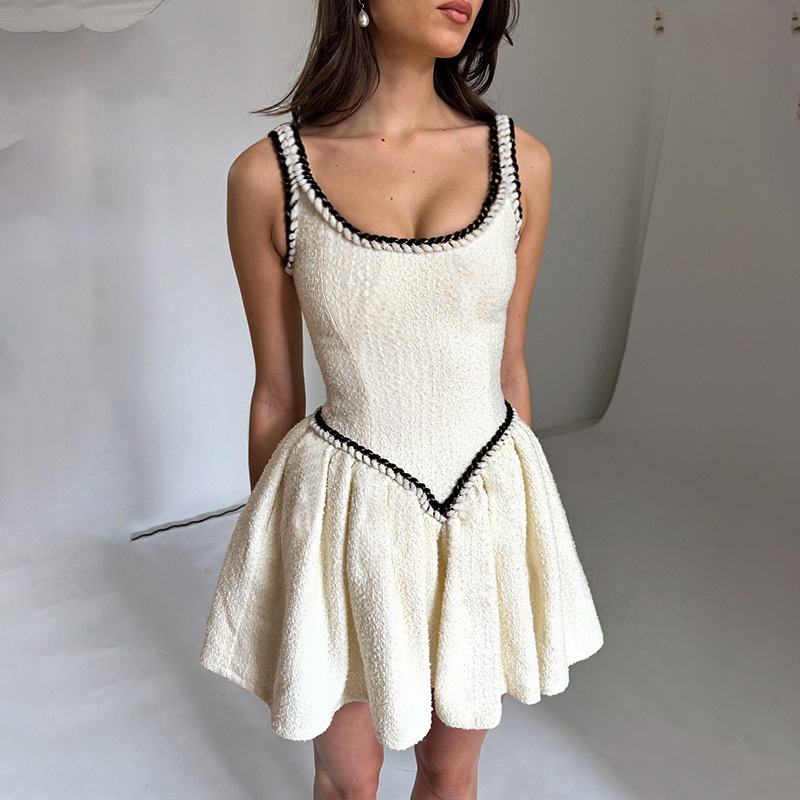 ZX24268 camisole contrasting color edge waist cinching sexy dress for women ins European and American small fragrance style fashionable temperament short skirt