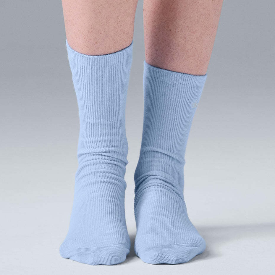 Aloyoga Embroidered Medium Socks Solid Color Series Simple Fashion Versatile Casual Socks Neutral Low key Medium Socks