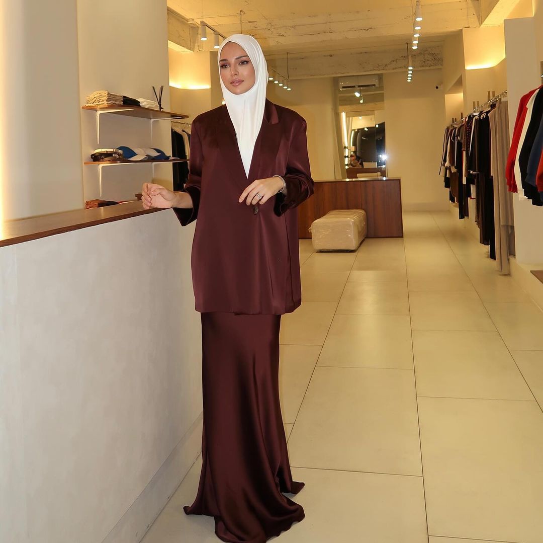 Middle East Arab suit set Dubai Muslim satin shirt jacket 2025 spring new half skirt