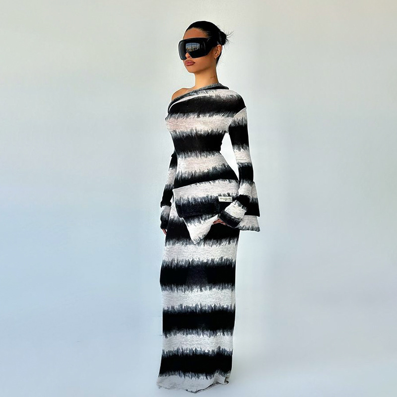 WQ24073 Autumn New Style European and American Style Blended Black and White Stripes Asymmetric Diagonal Shoulder Stacked Neck Long Sleeve Dress for Women