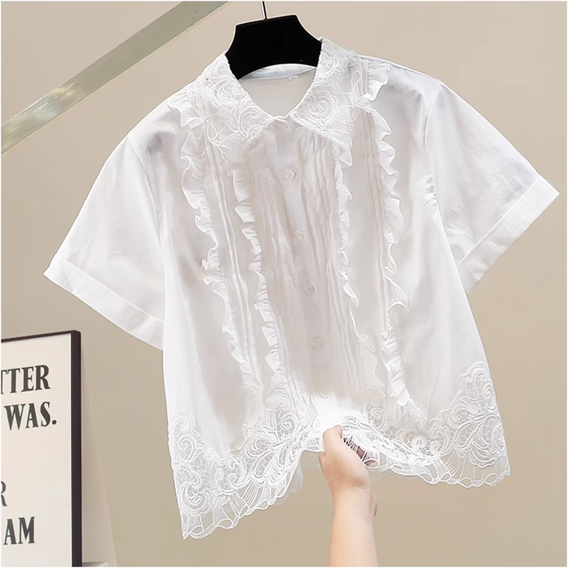 European style mushroom edge pleated lace patchwork French shirt for women in summer 2025, with a niche design and short sleeved top