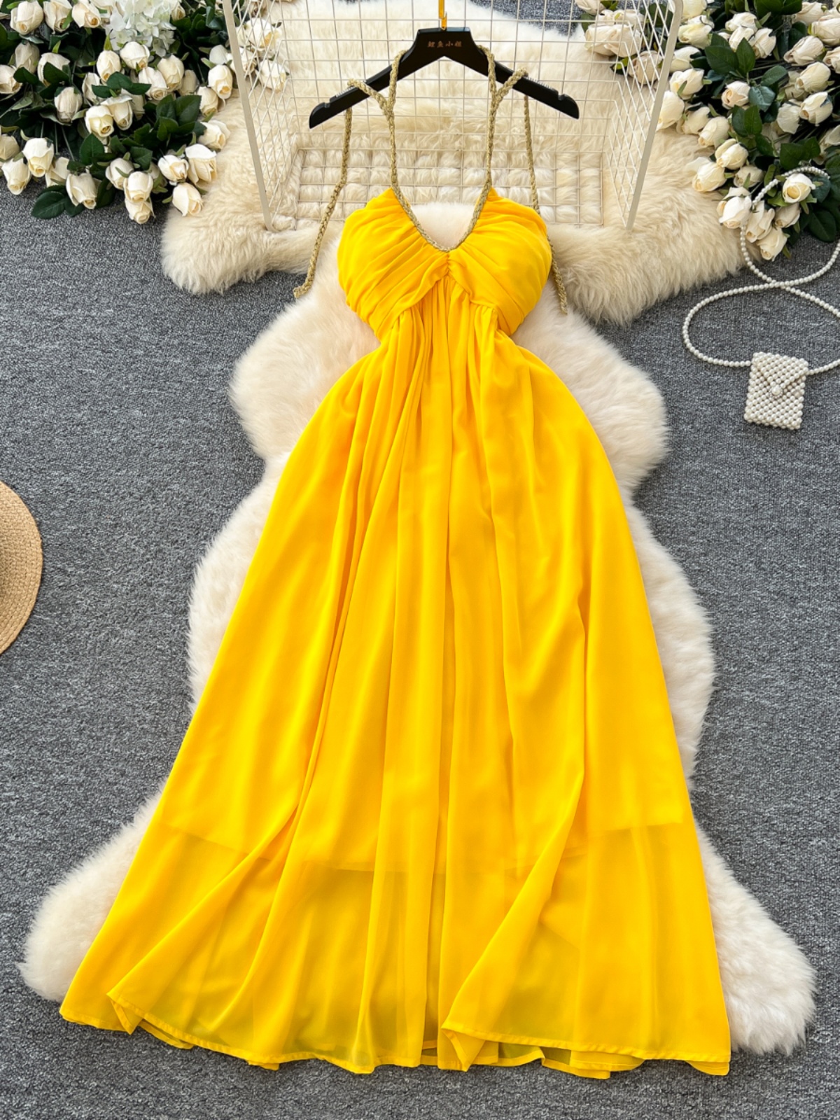 Yellow camisole dress for women in spring 2025, sexy V-neck, revealing chest, hanging neck, exposed back, high waist, chiffon fairy long dress