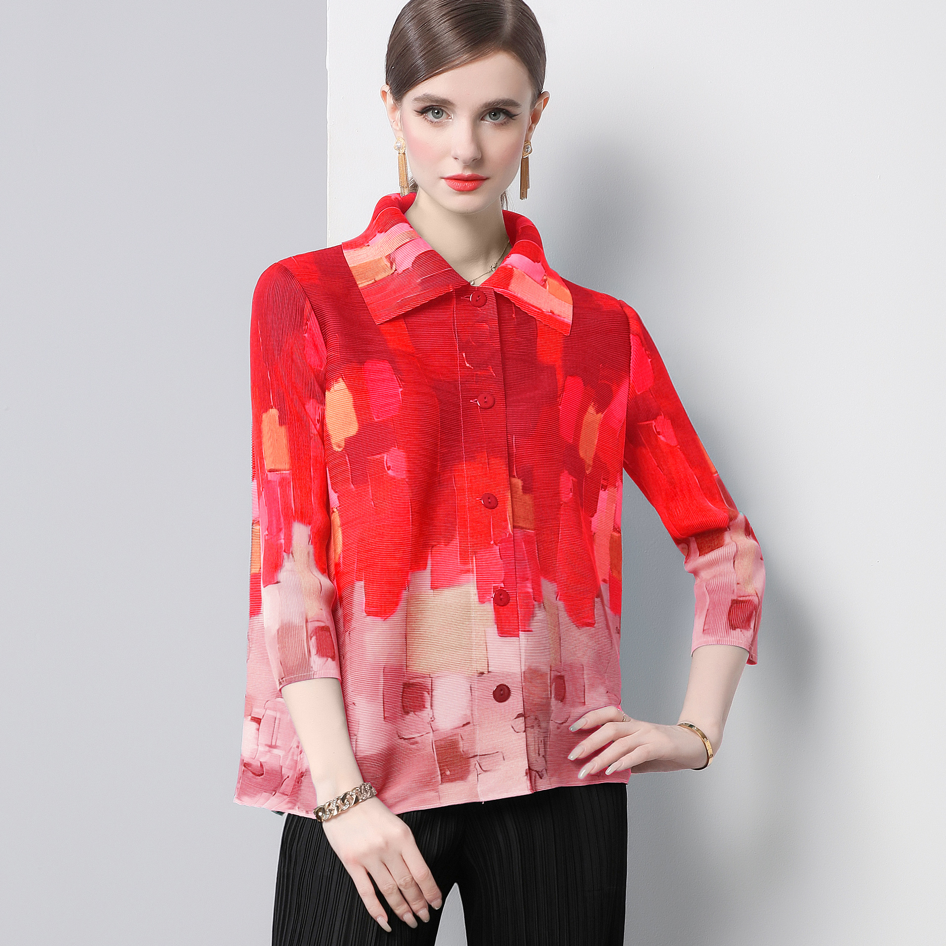 Miyake 2025 Spring and Autumn Fashion Relief Printed Cardigan with Female Temperament, Loose Collar, Slim Look, Wrinkled Long Sleeve Top