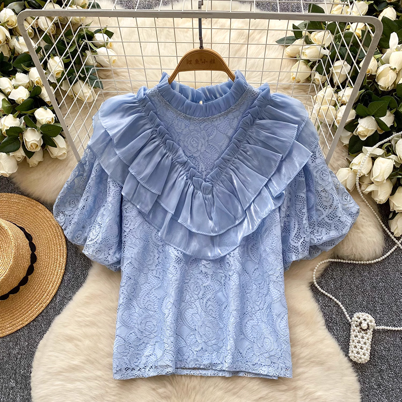 Light luxury socialite shirt for women in summer 2025, new high-end style with ruffled edges and bubble sleeves, lace slimming top