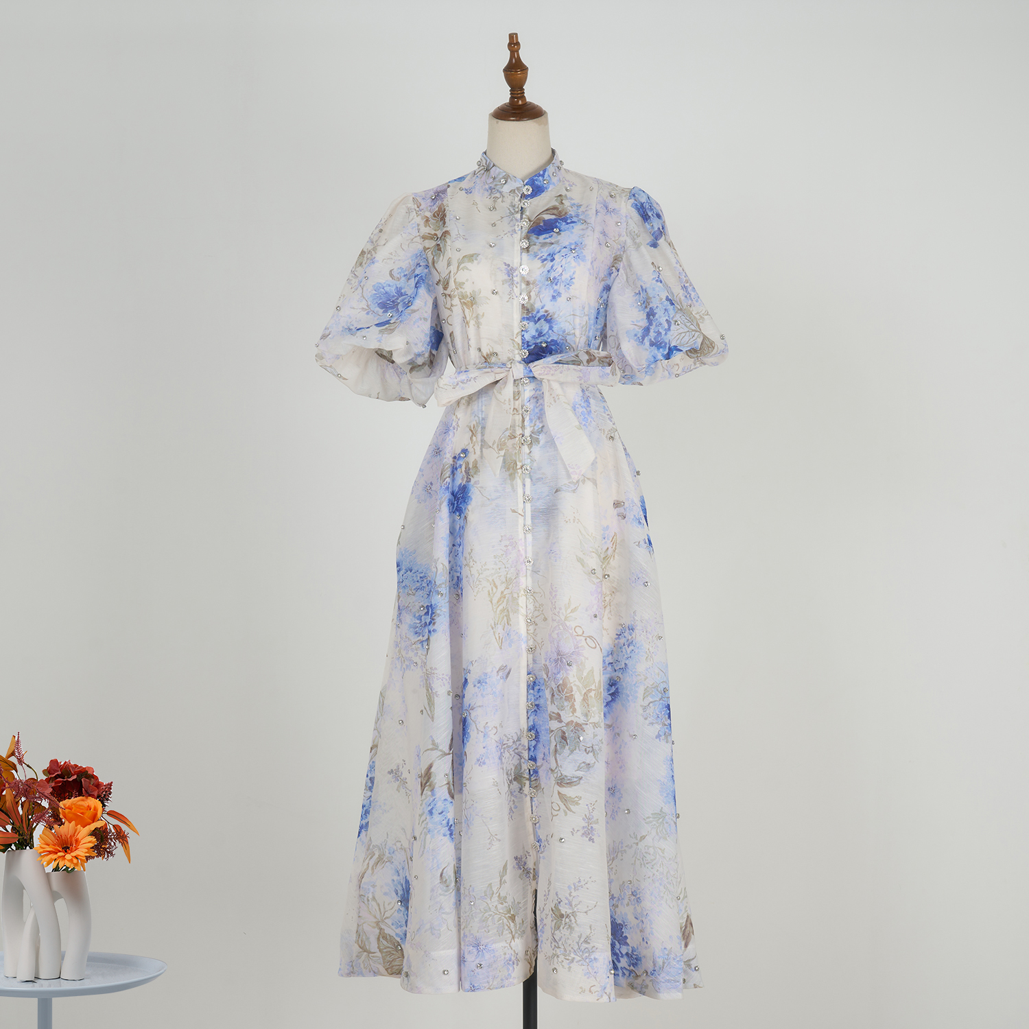 Real time spot court style fashion show, high-end design, heavy industry nail drill short sleeved single breasted jumpsuit, long skirt+suspender