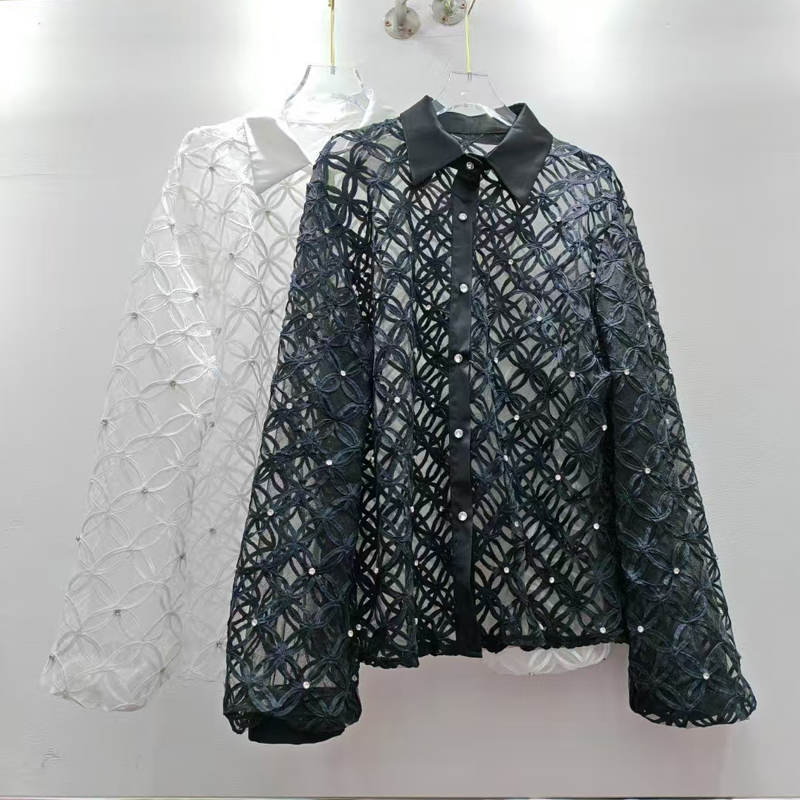 Embroidered flower shirt women's long sleeved diamond studded 2025 spring/summer new design, niche retro lantern sleeve top