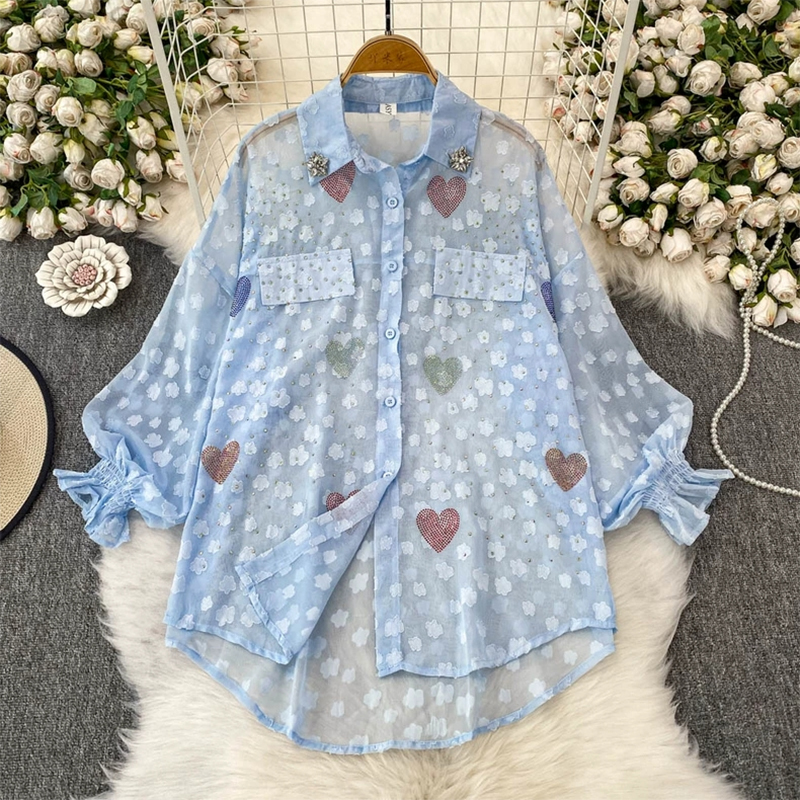 Design sense: niche, non collision shirt, hot stamping, heart-shaped lapel, lantern sleeves, sun protection shirt, women's summer loose mid length jacket