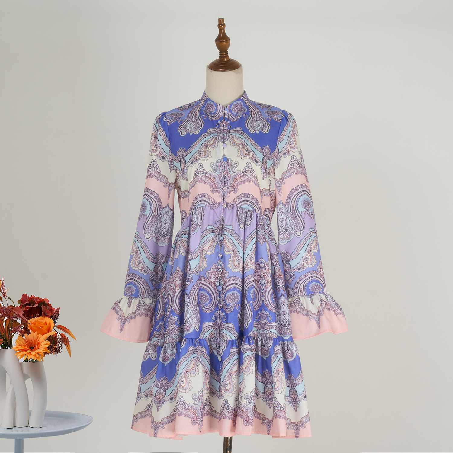 Real shot spot 025 early spring vacation Australian printed high waisted long sleeved dress design sense single breasted short skirt for women
