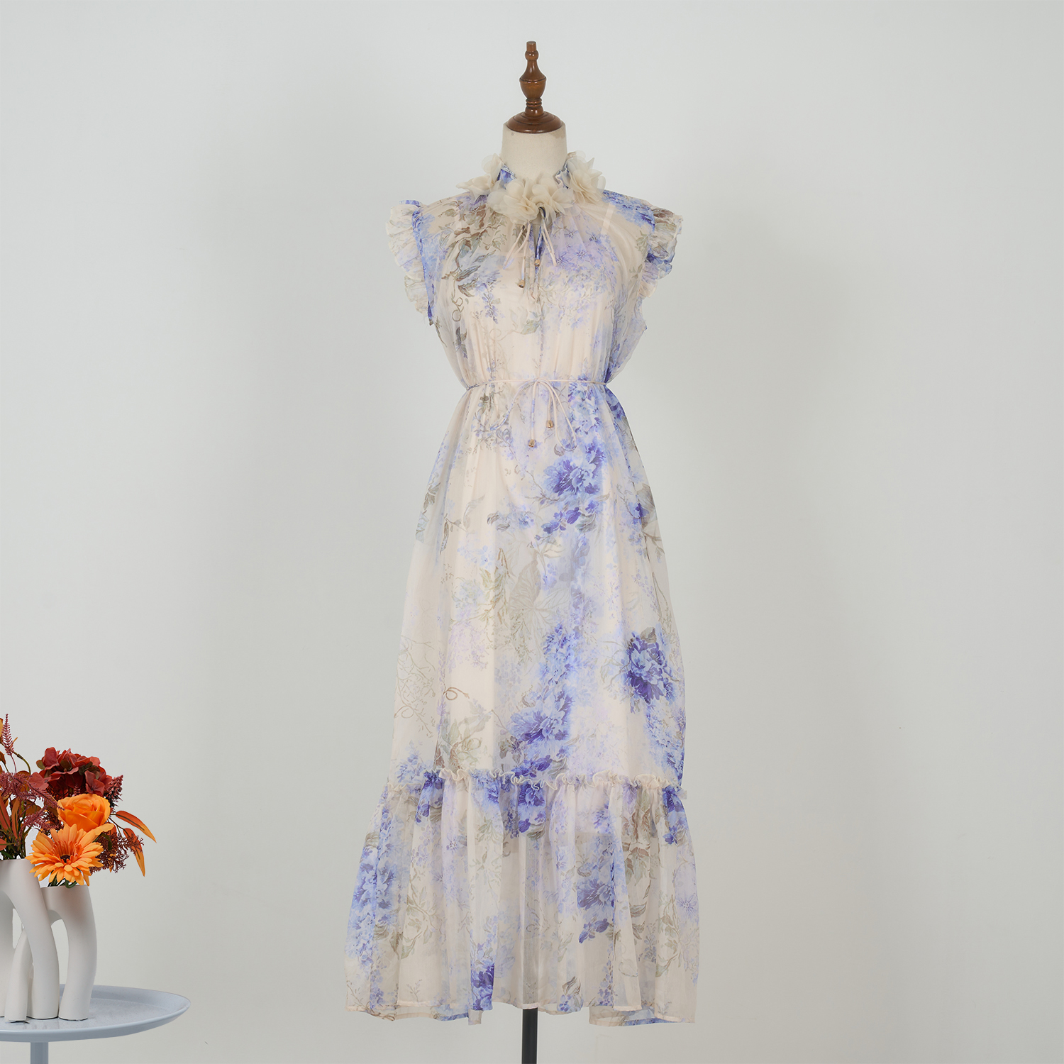Real time spot Australian autumn new three-dimensional flower V-neck sleeveless printed French elegant style dress