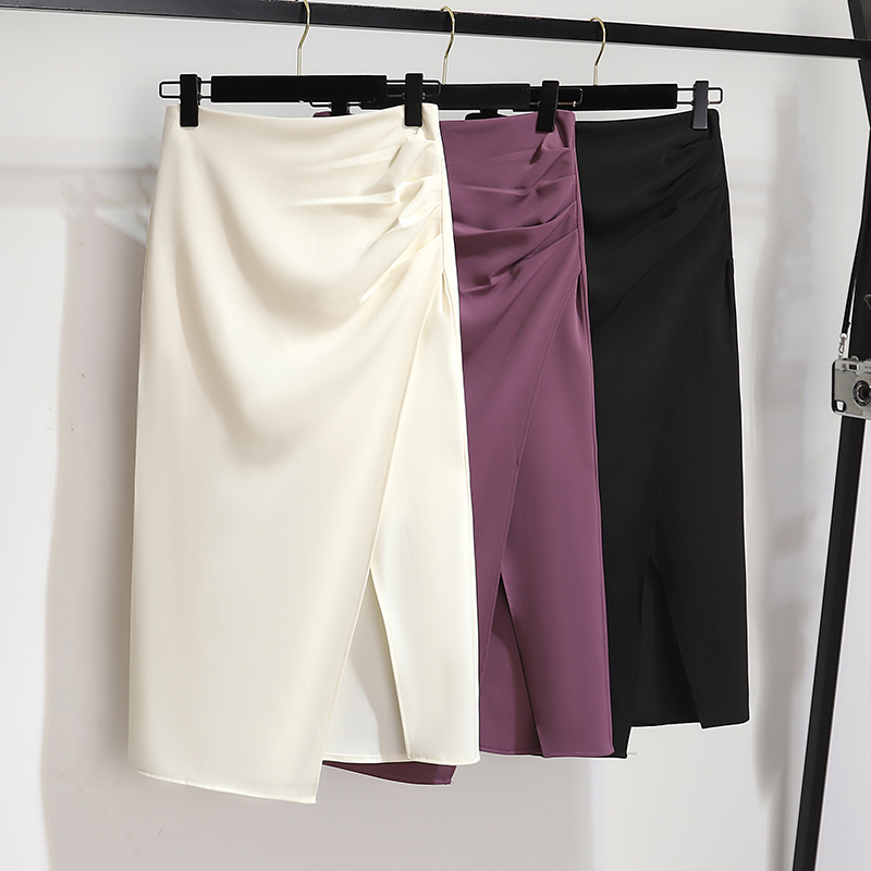 White pleated split half skirt for women, early autumn 2024 new high waisted design, A-line suit, hip hugging one-step skirt