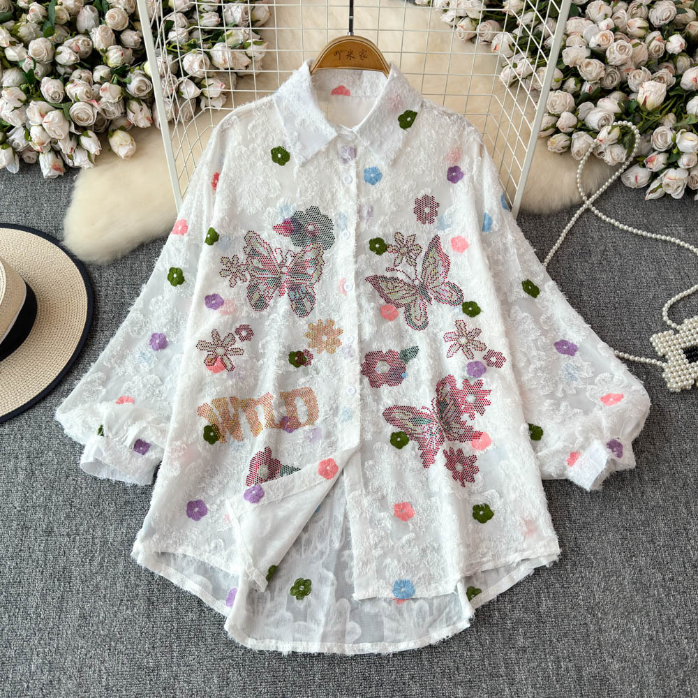 Japanese Age Reducing 3D Embroidered Collar Shirt for Women Autumn 2025 New Fashionable Loose and Skinny Cute Top