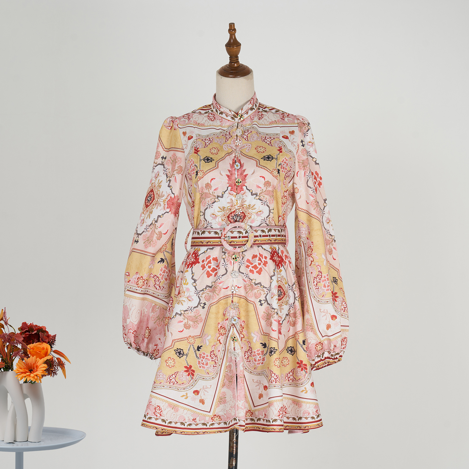 Real time stock of 2025 spring and summer vacation new linen multi-color lantern sleeve splicing with belt short dress