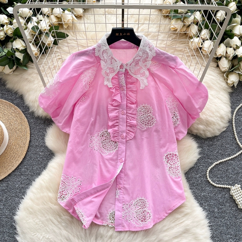Retro pleated bubble sleeves, sweet hook flower hollow lace splicing, single breasted shirt, feminine versatile top, trendy