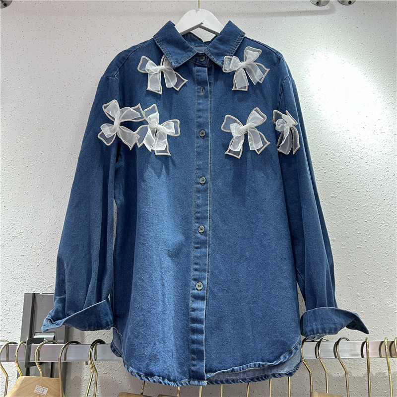 European and American retro 2024 autumn new heavy industry three-dimensional bow decoration loose and versatile women's denim shirt