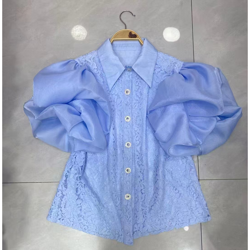 French summer outfit new light luxury fairy bubble sleeves, court aristocratic temperament lace shirt versatile design sense top
