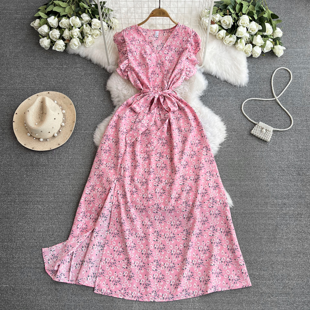 French retro style floral dress, summer new style, flying sleeves, V-neck, cinched waist, slimming effect, A-line large swing dress for women