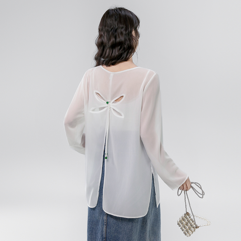 Back slit butterfly ice silk shirt sun protection clothing for women's summer new style, paired with skirt and cardigan, breathable lightweight cover shirt
