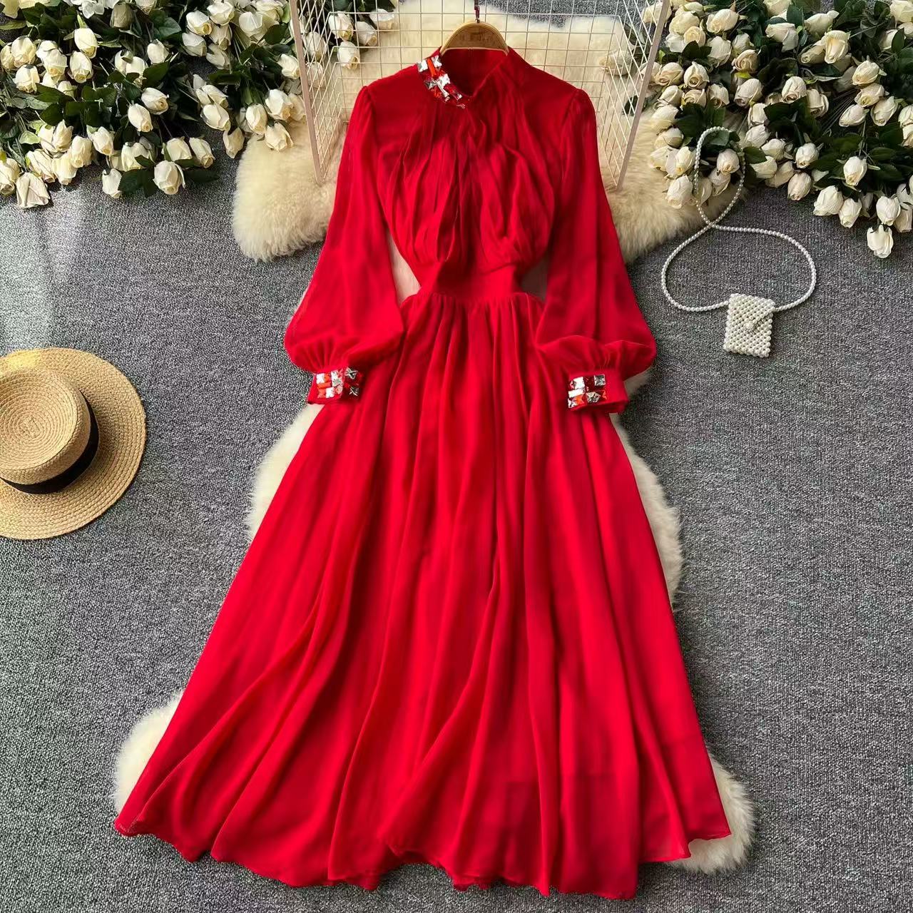 Small niche light mature style stand up collar pleated lantern long sleeved waist cinched dress for women, slimming temperament French style large swing chiffon skirt