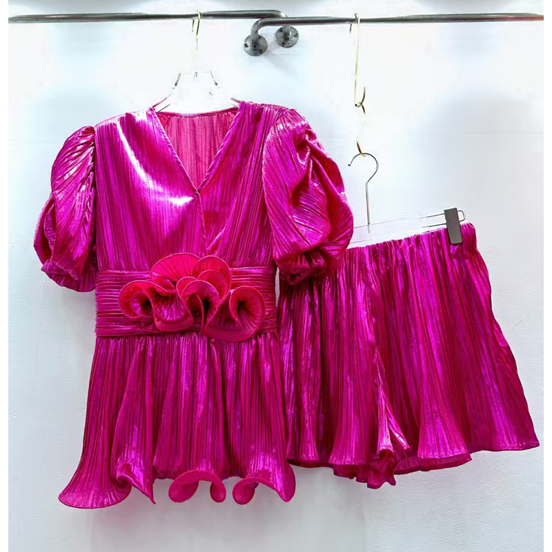 European style new high-end light luxury women's clothing V-neck waist cinched top slim fit hip hugging half skirt two-piece set skirt summer
