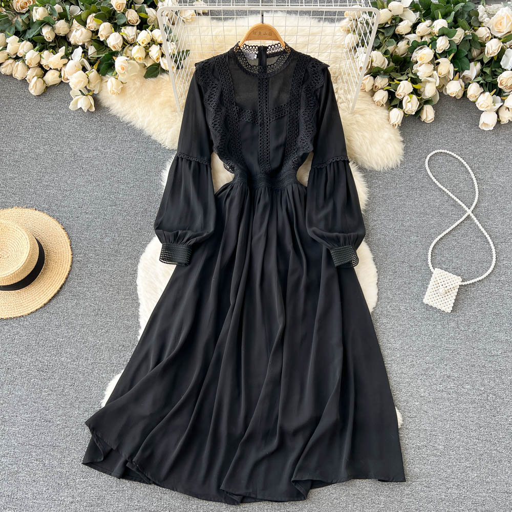 Spring new French light mature style lace patchwork long dress for women, slim and high-end, round neck and large swing loose dress