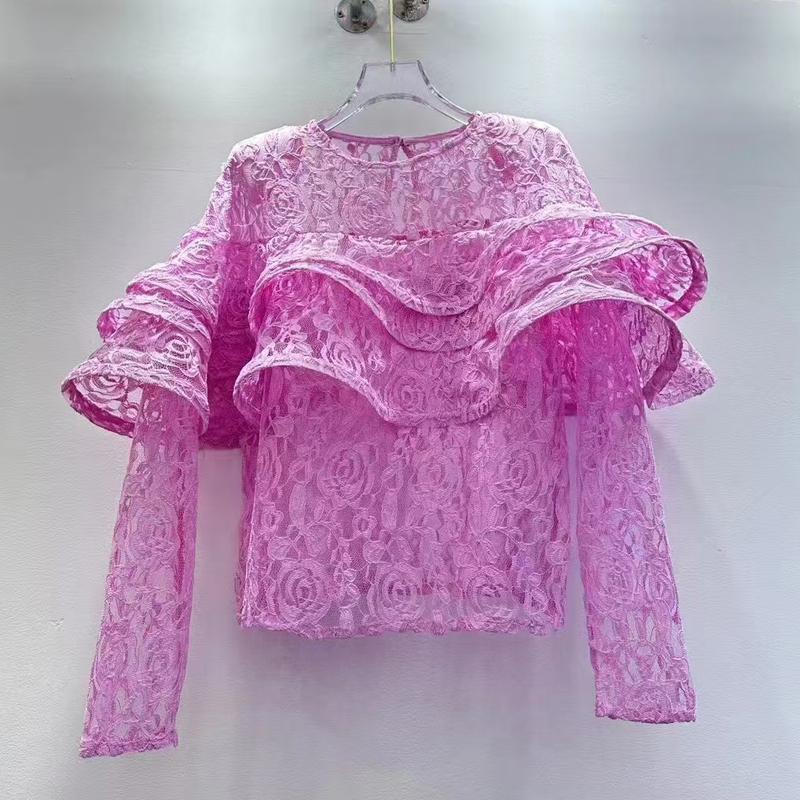 European high-end 2025 spring new style ruffled long sleeved round neck lace top with black fungus edge splicing for women