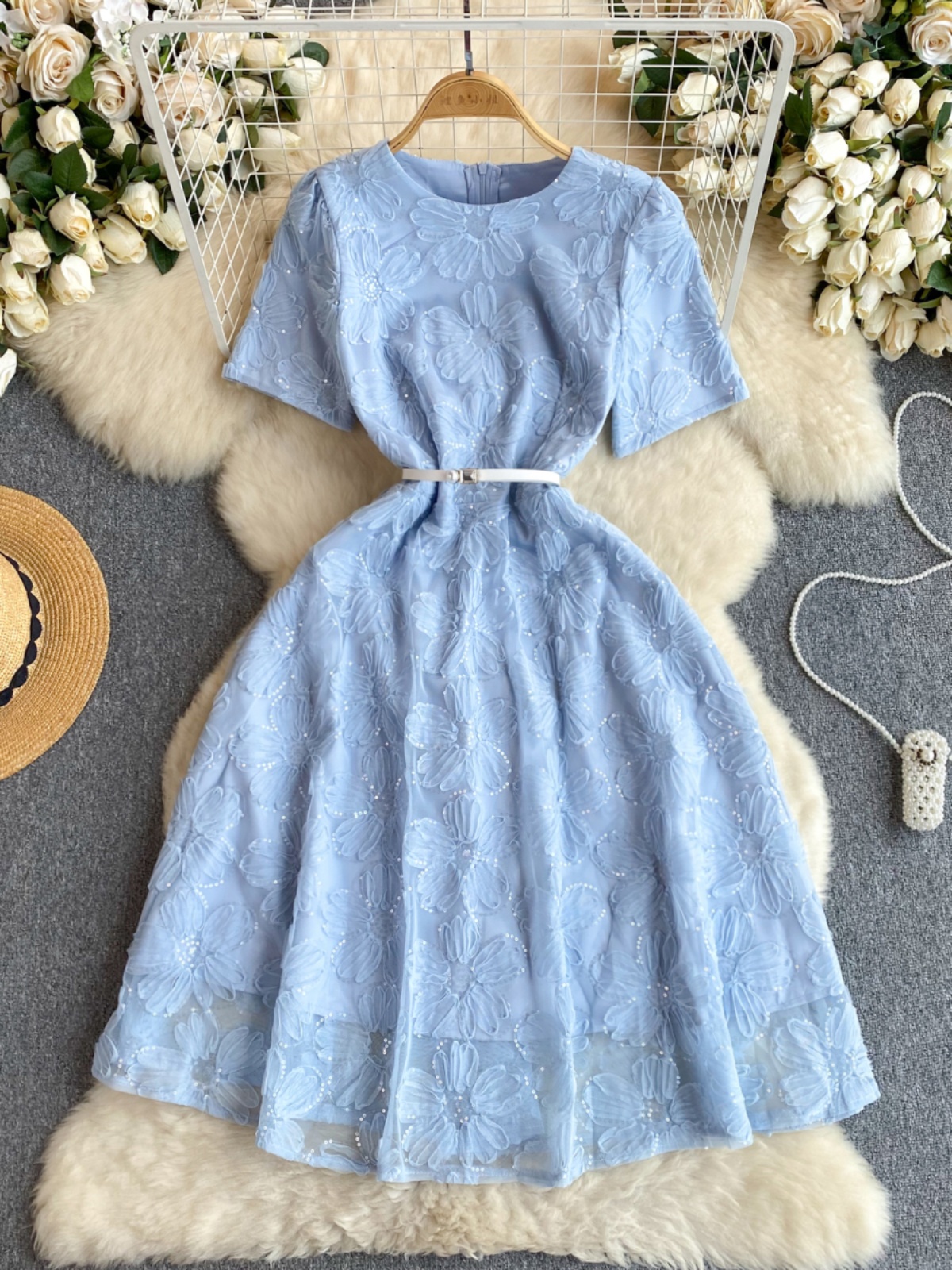 French gentle style dress for women, light luxury embroidered sequins, flower slim fit, medium to long style, high-end and luxurious, gold style dress