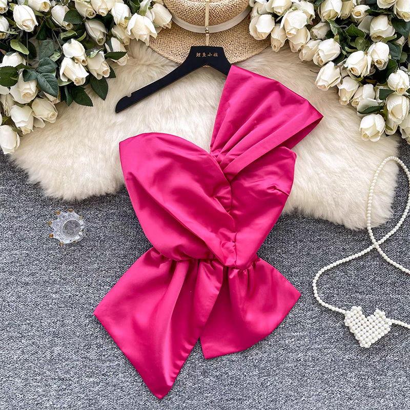 Pure desire chic top for women's summer 2025 new model, popular online, versatile, single shoulder strapless, waist cinching, irregular satin vest